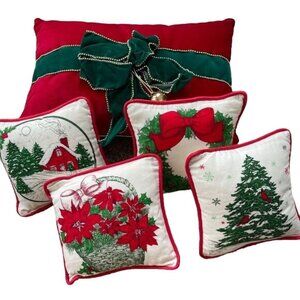 Vintage Christmas Velvet Pillow Set 5 Red Green Rectangle Holiday Winter Scene